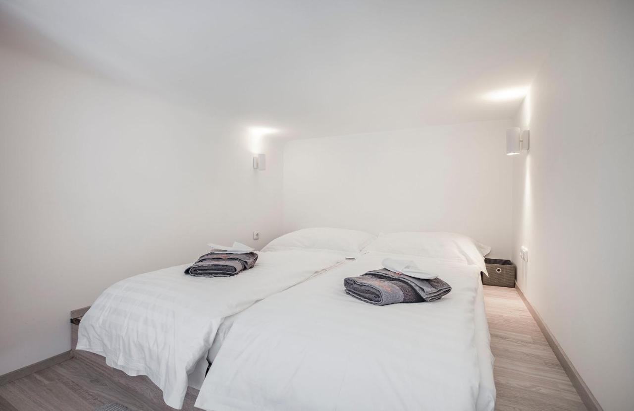 D'Crown Residences Budapest Esterno foto