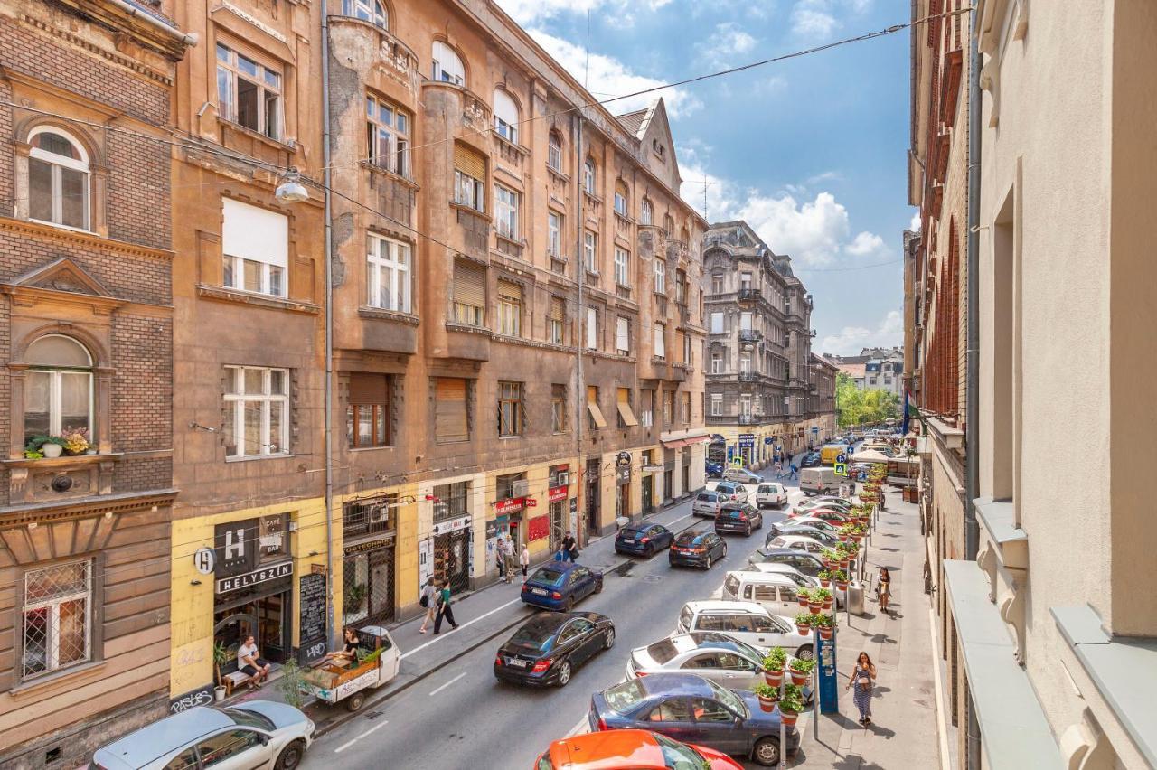 D'Crown Residences Budapest Esterno foto