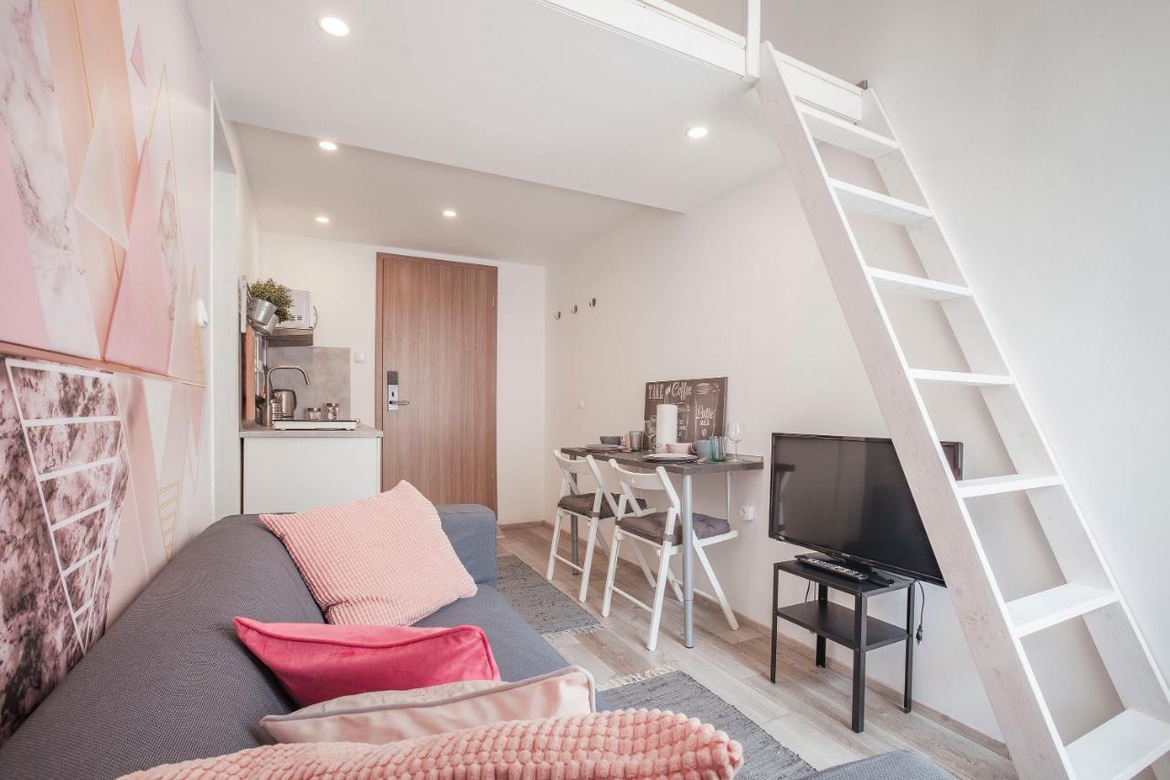 D'Crown Residences Budapest Esterno foto