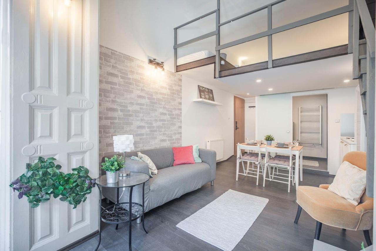 D'Crown Residences Budapest Esterno foto